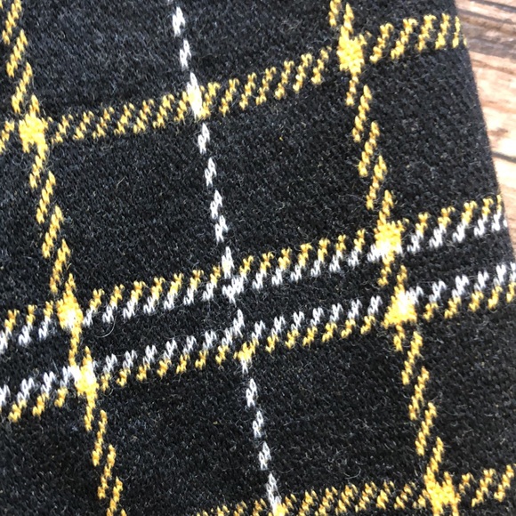 Ardene plaid stretch skirt - Picture 10 of 10